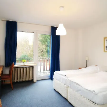 Hotel Waldesruh 2*